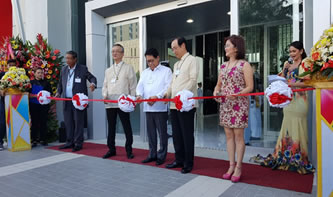 Opening：Ribbon Cutting Ceremony